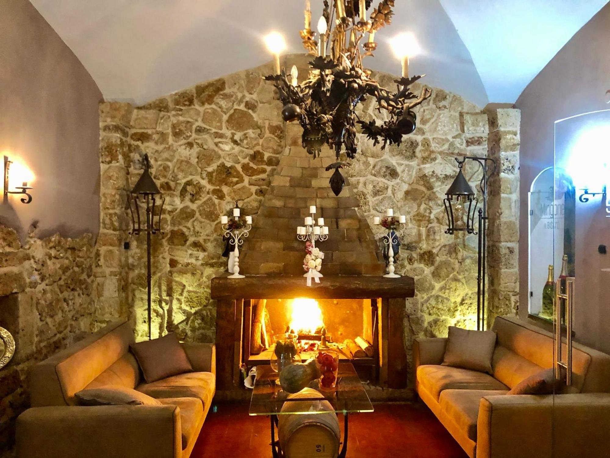Mingone Hotel Ristorante Isola di Liri Екстериор снимка