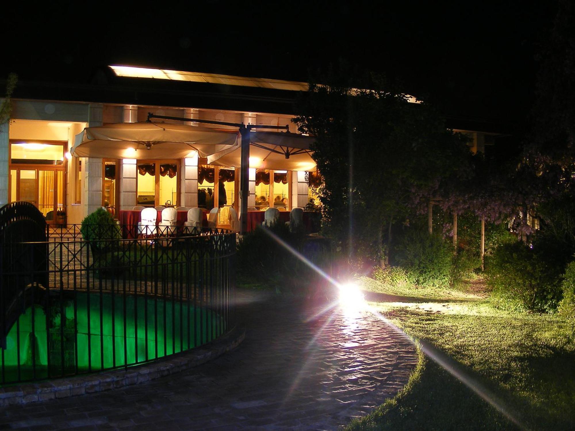 Mingone Hotel Ristorante Isola di Liri Екстериор снимка
